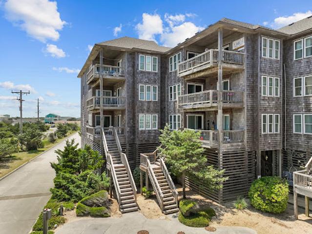Apartment for sale in Avon, North Carolina