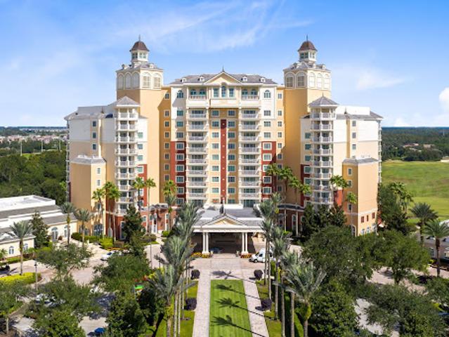 Apartment for sale in Four Corners, Florida