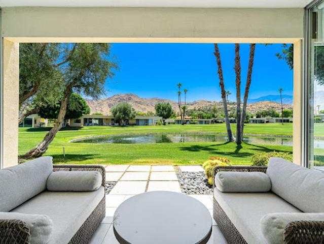 Apartment for sale in Palm Springs, California
