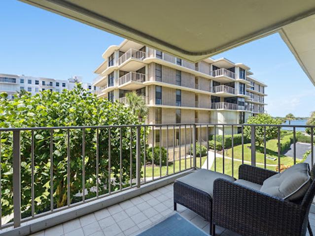 Apartment for rent in Palm Beach, Florida