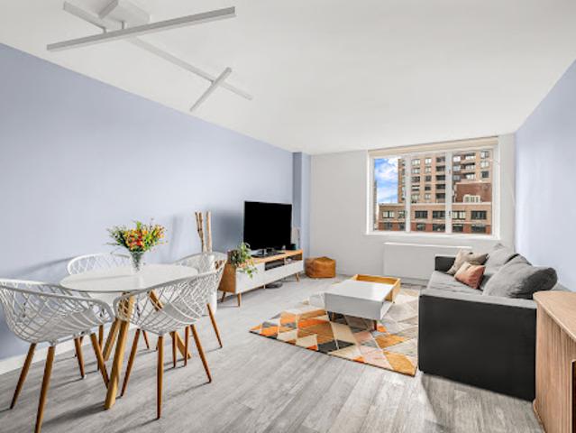 Apartment for sale in Arverne, New York