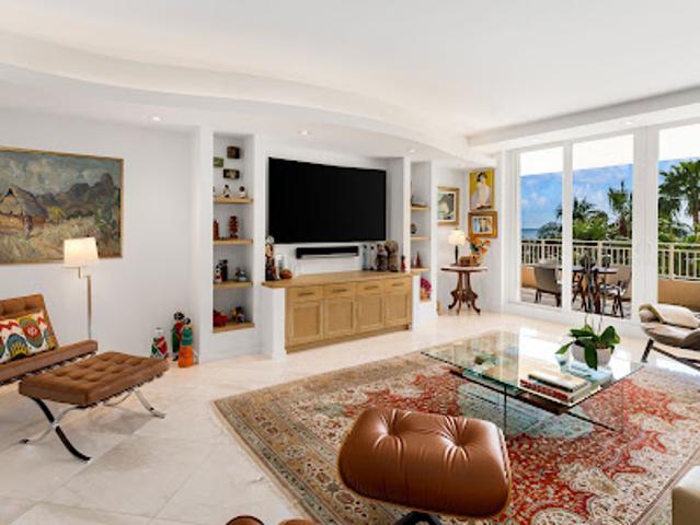 Apartment for sale in Key Biscayne, Florida