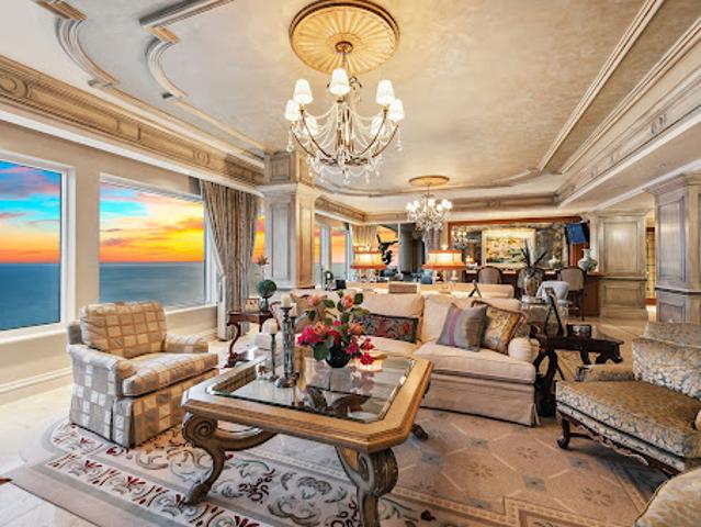 Apartment for sale in Marco Island