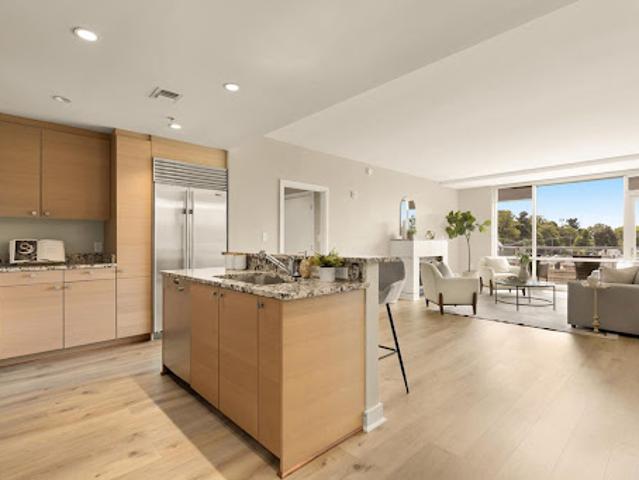 Apartment for sale in Bethesda, Montgomery County