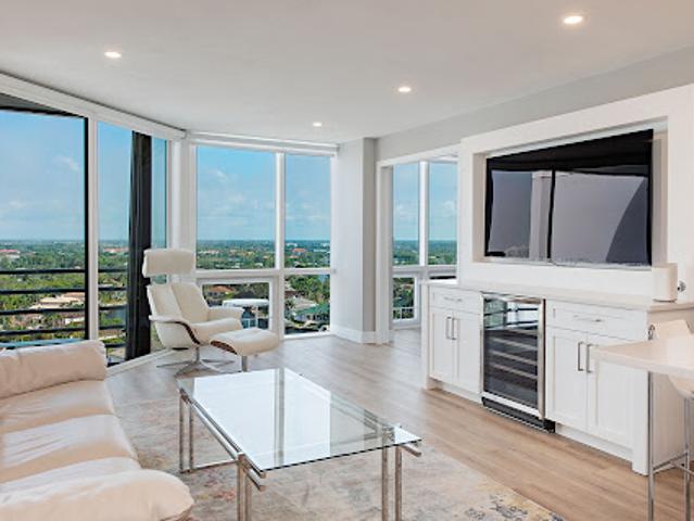 Apartment for sale in Naples, Florida