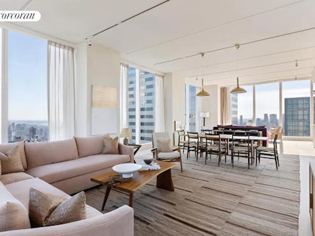 Apartment for sale in Arverne, New York