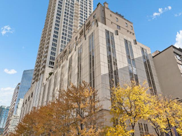 Apartment for sale in Chicago, Illinois