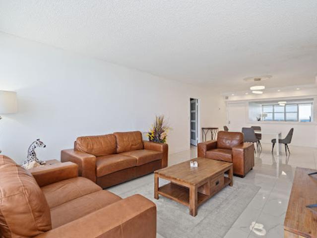 Apartment for sale in Hollywood, Florida