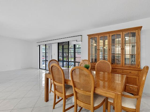 Apartment for sale in Tamarac, Florida