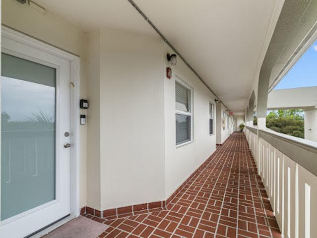 Apartment for sale in Coconut Creek, Florida