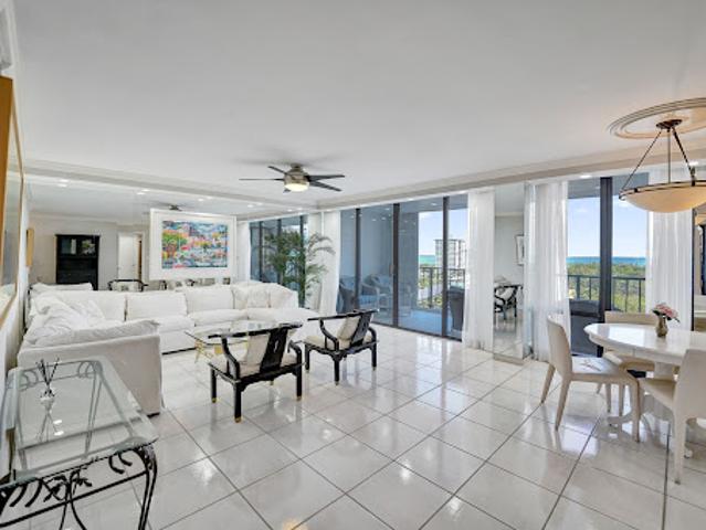 Apartment for sale in Fort Lauderdale, Florida