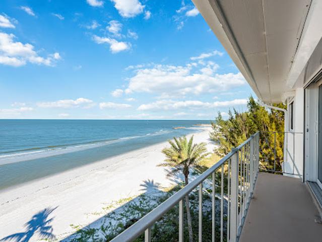 Apartment for sale in Naples