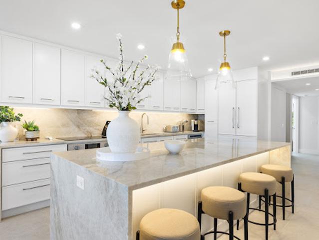 Apartment for sale in Palm Beach, Palm Beach County