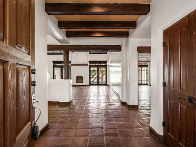 Apartment for sale in Santa Fe, New Mexico