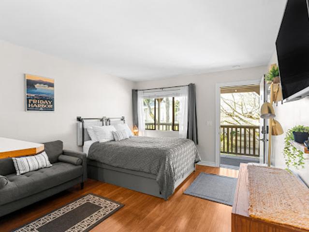 Apartment for sale in Friday Harbor, Washington