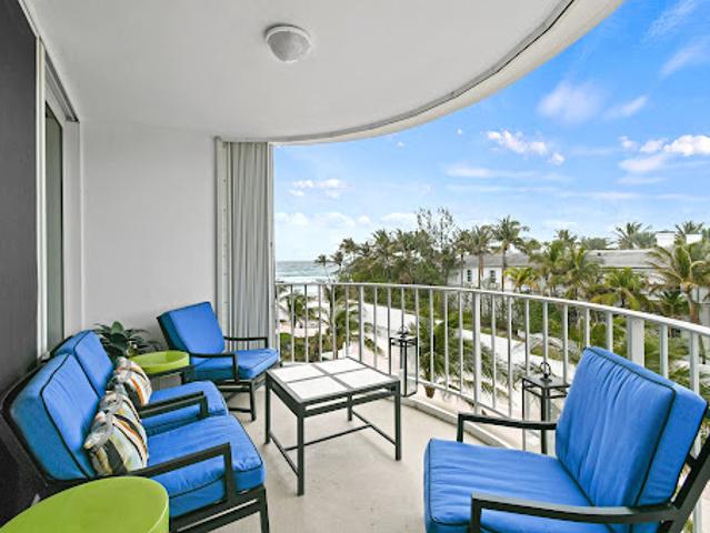 Apartment for sale in Palm Beach, Florida
