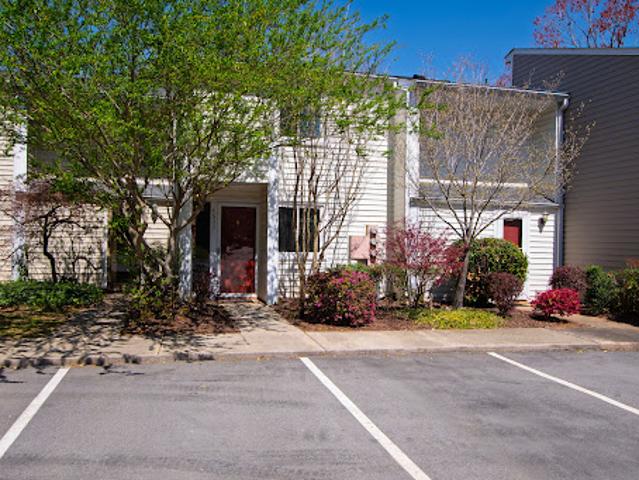 Apartment for sale in Raleigh