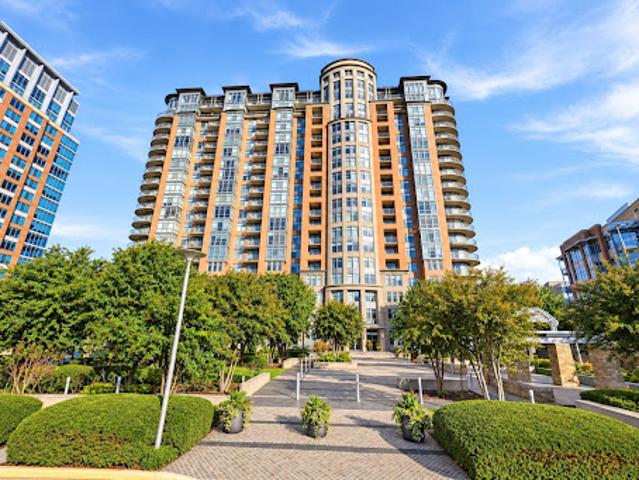 Apartment for sale in McLean, Fairfax County