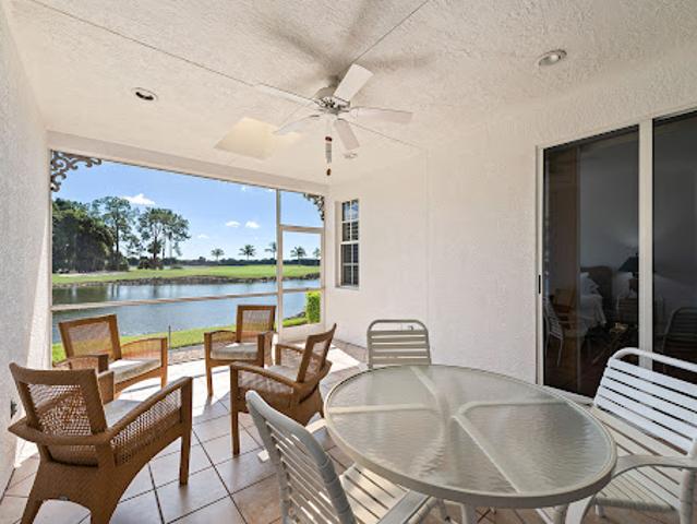Apartment for sale in Naples, Florida