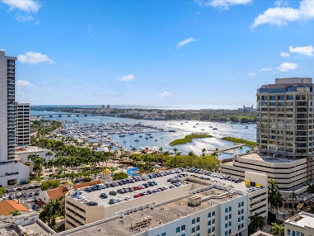 Apartment for sale in West Palm Beach, Florida