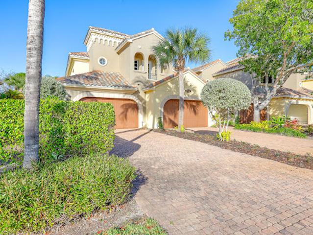 Apartment for sale in Naples, Florida