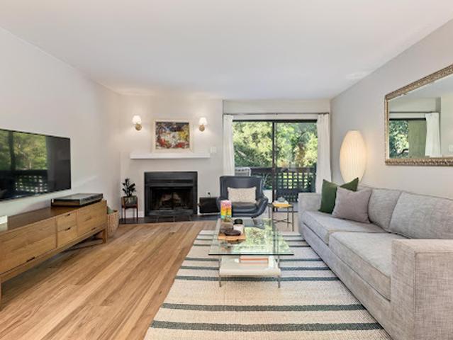 Apartment for sale in Canoga Park, California