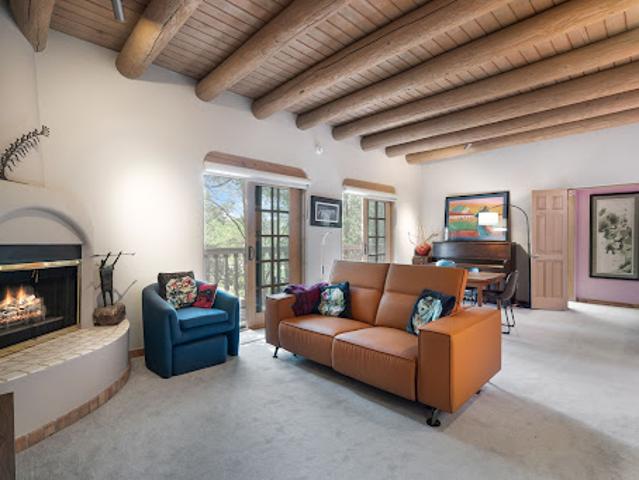 Apartment for sale in Santa Fe, New Mexico
