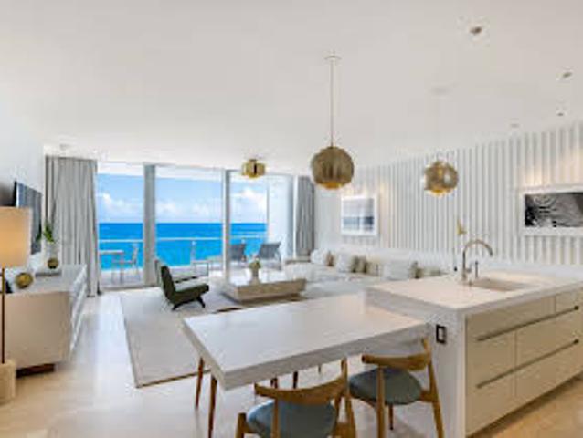 Apartment for sale in Surfside