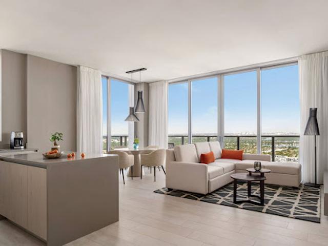 Apartment for sale in Hollywood, Florida