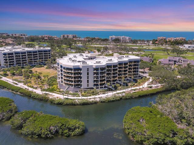 Apartment for sale in Longboat Key