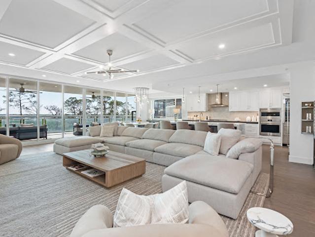 Apartment for sale in Naples, Florida