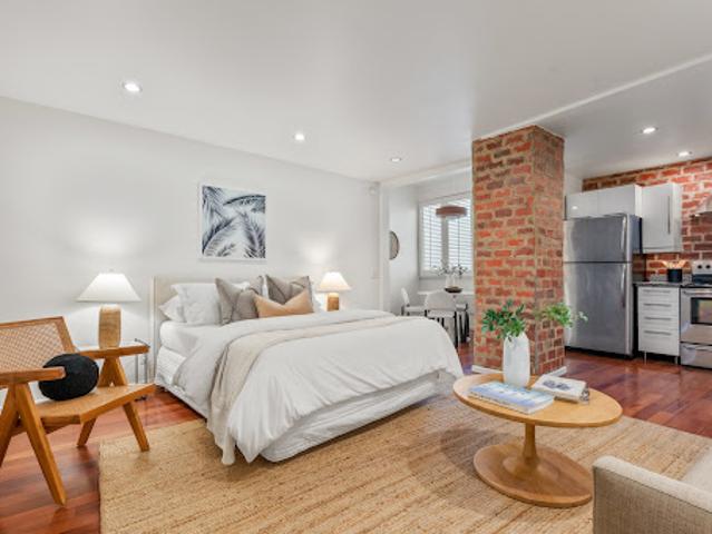 Apartment for sale in Los Angeles, Los Angeles County
