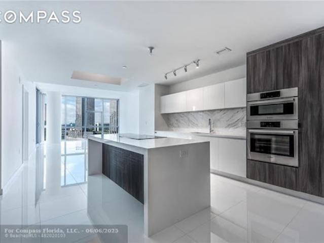 Apartment for sale in Miami, Florida