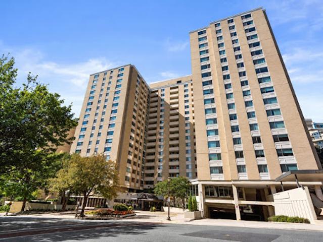 Apartment for sale in Bethesda, Maryland