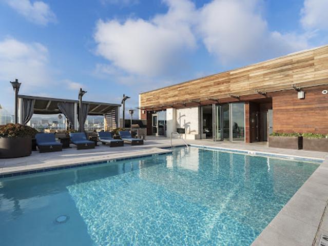 Apartment for sale in Santa Monica, California