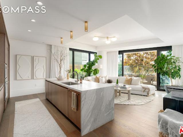 Apartment for sale in West Hollywood