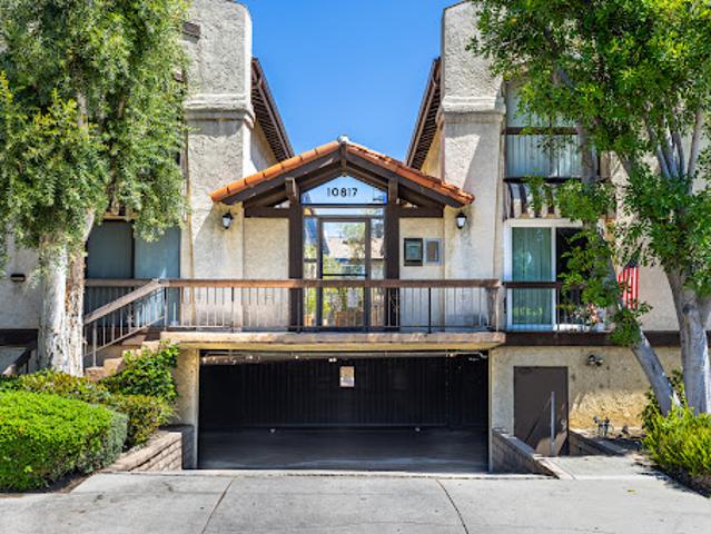 Apartment for sale in North Hollywood Apartment for sale in North Hollywood