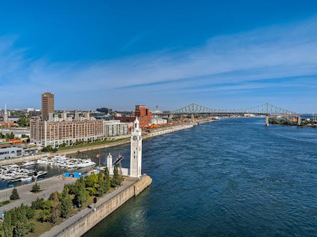 Apartment for sale in Montreal, Quebec