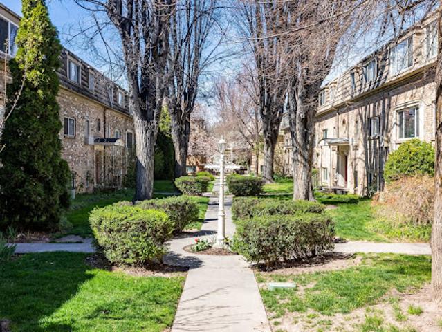 Apartment for sale in Holladay, Utah