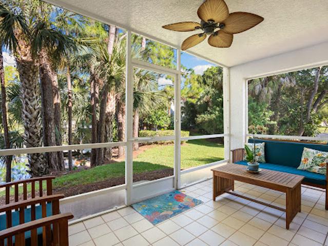 Apartment for sale in Naples, Florida