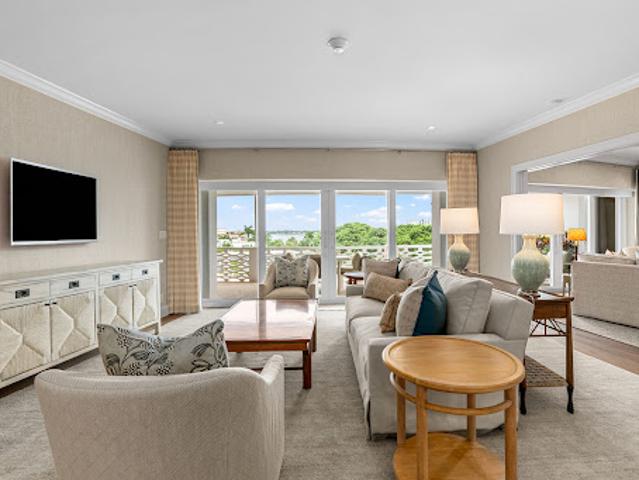 Apartment for sale in Palm Beach, Florida