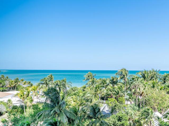Apartment for sale in Key Biscayne, Florida