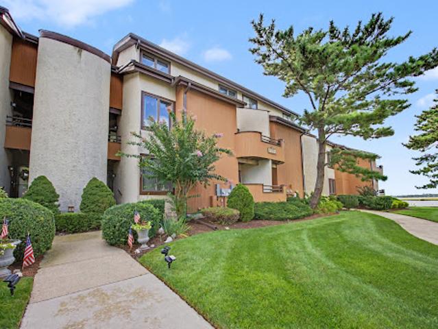Apartment for sale in Ocean City, New Jersey
