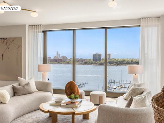 Apartment for sale in Arverne, New York