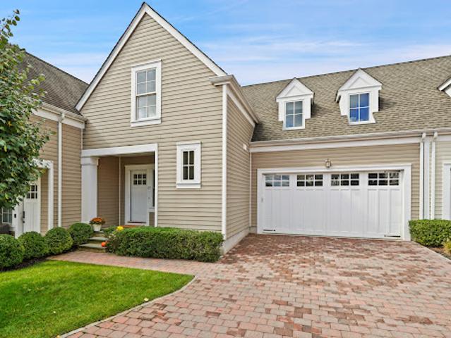 Apartment for sale in Stamford, Western Connecticut Planning Region