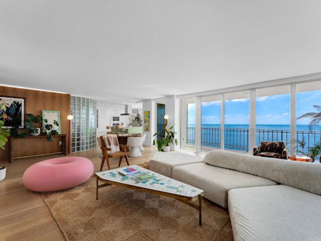Apartment for sale in Key Biscayne, Florida