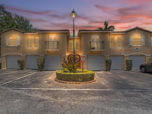Apartment for sale in Lake Park, Florida