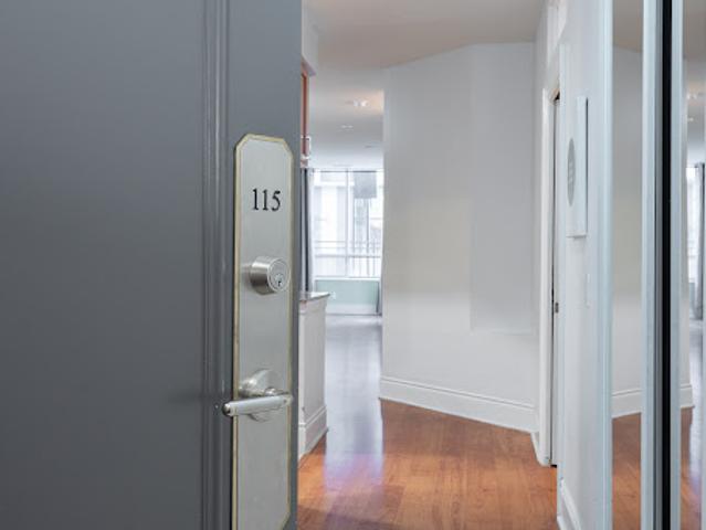 Apartment for sale in Toronto, Golden Horseshoe