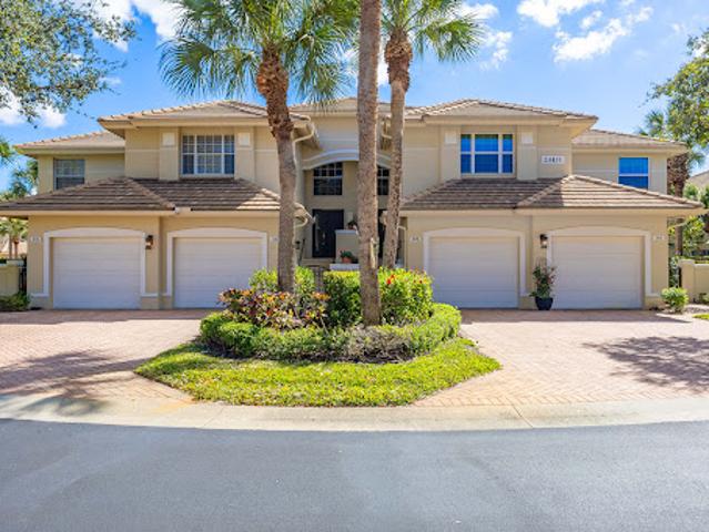 Apartment for sale in Bonita Springs, Florida