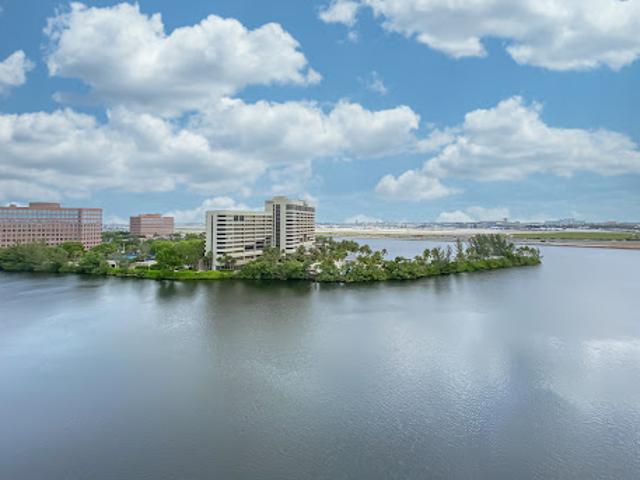 Apartment for sale in Miami, Florida